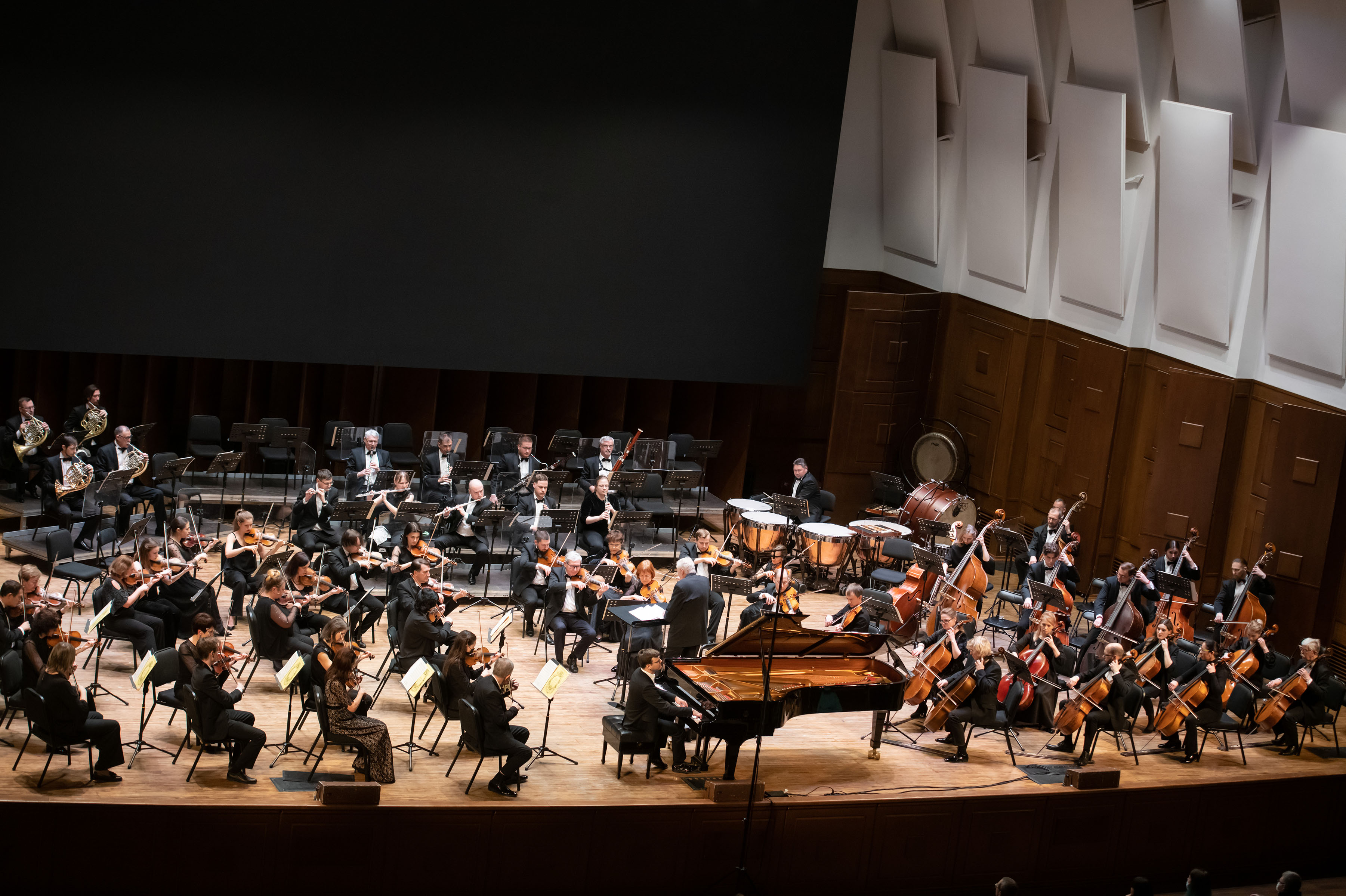 Второй фортепианный концерт. Новосибирский Академический симфонический оркестр. Шостакович концерт 2 для фортепиано.